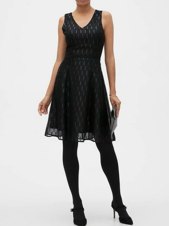 Banana Republic Factory Dresses & Skirts - NWT Banana Republic Elegant Metallic Black Chiffon Dress • Size 8